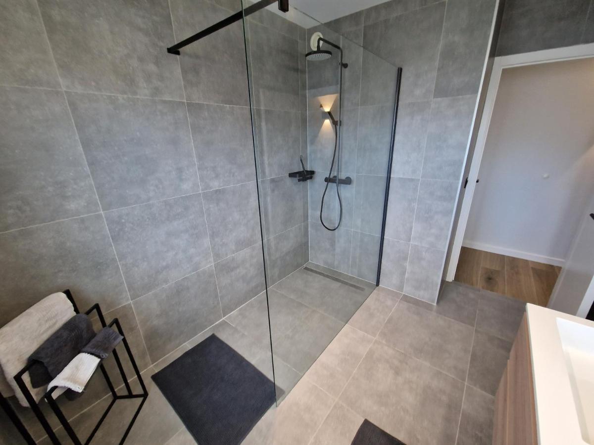Luxueus, Ruim Appartement Op 350M Van Het Strand Ostenda Zewnętrze zdjęcie